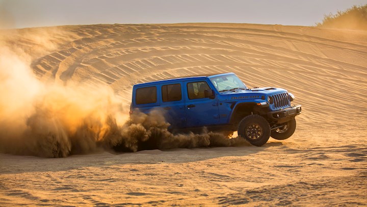  0-60mph Hemi Jeep! The 470hp 2021 Rubicon 392 is the Fastest  Wrangler Ever | DrivingLine