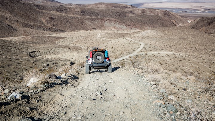 Death Valley Escape Route Over the Slate Range Mountains | DrivingLine