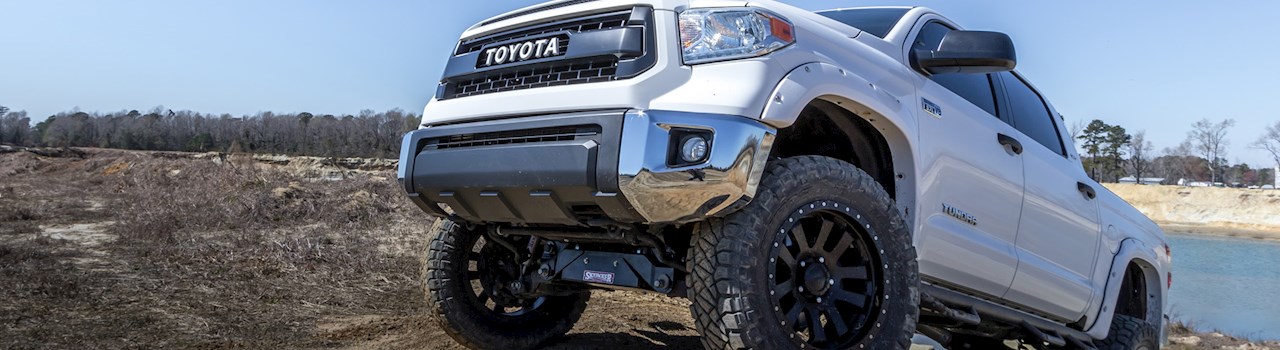 2014 Toyota Tundra Skyjacker 6-inch Lift Review | DrivingLine