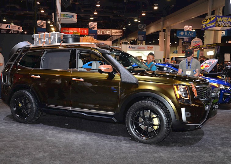 Kia's SEMA Tellurides: Behind The Build | DrivingLine