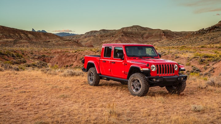 2020 Jeep Gladiator Unveiled 