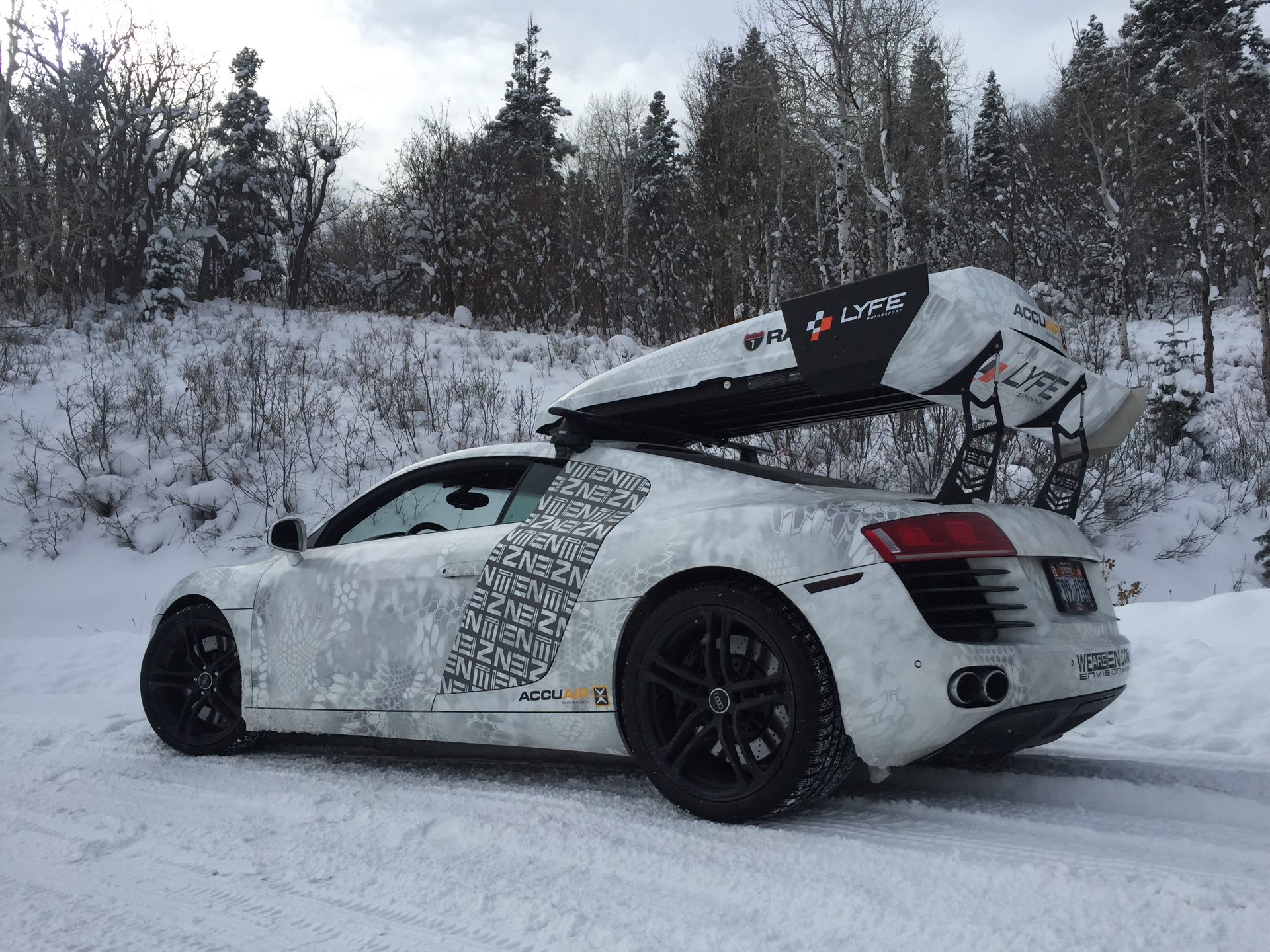 Audi r8 discount with ski box