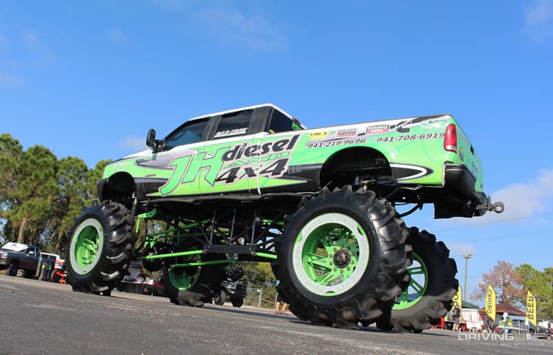 drag racing diesel mud truck