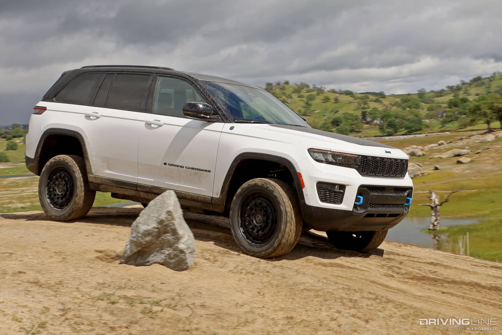 Jeep Grand Cherokee 4xe Trailhawk on Nitto Recon Grappler A/T: 4,500 ...